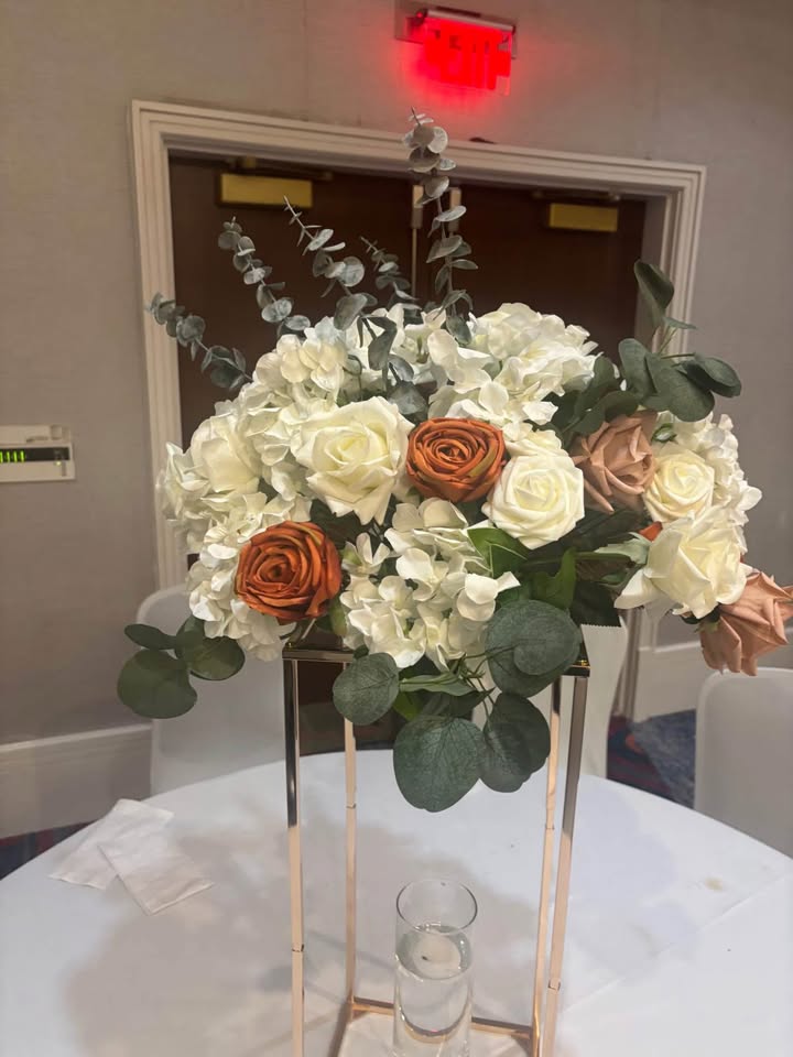 Luxury Floral Rentals & Fresh Florals